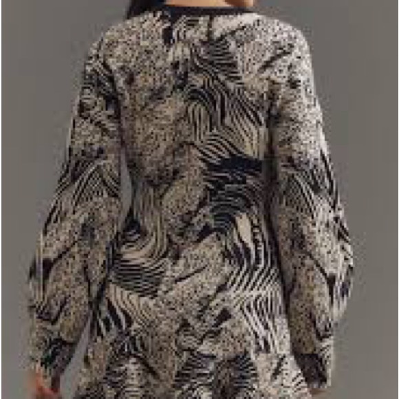 Anthropologie Long Sleeve Dress in Classic Black and cream. - Picture 3 of 3